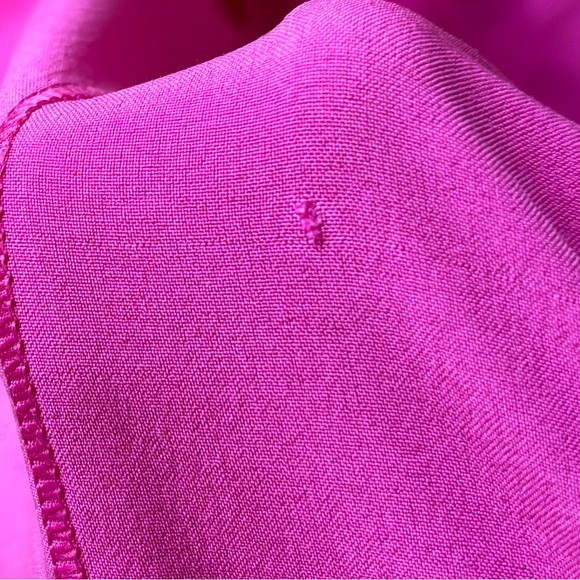 Lululemon Speed Up Mid-Rise Short 4" Sonic Pink size 10 - Picture 15 of 15